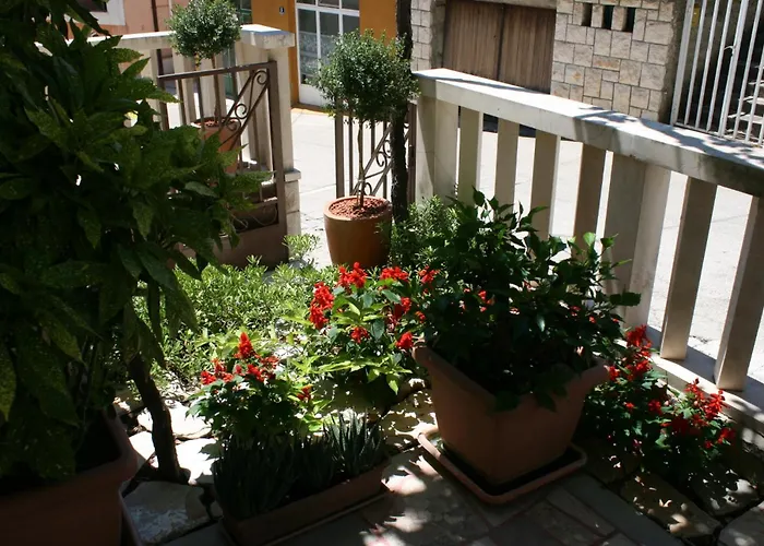 By The Sea Podgora, Makarska - 6683 Apartamento *